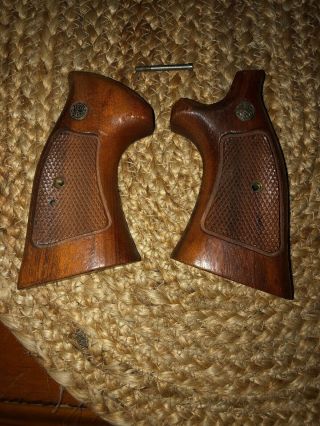 Smith & Wesson S&w Vintage Factory Wood Checkered Target Grips K L Frame