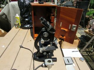 E.  Leitz Wetzlar Binocular Microscope Vintage four Optics and Great Cabinet 12