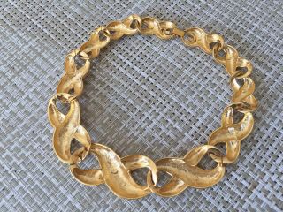 VINTAGE GIVENCHY GOLD TONE CHOKER COLLAR DESIGNED NECKLACE 5