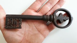 Rare Museum Quality Large Antique Key 16th 17th Century Iron Steel Wrought