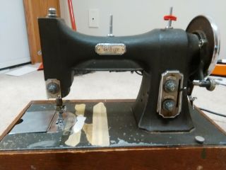 Vintage White Rotary Series 77 Sewing Machine With Case And Pedal