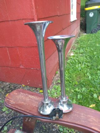 Vintage Grover Products Los Angeles Double Chrome Air Horns 15 " & 13 "