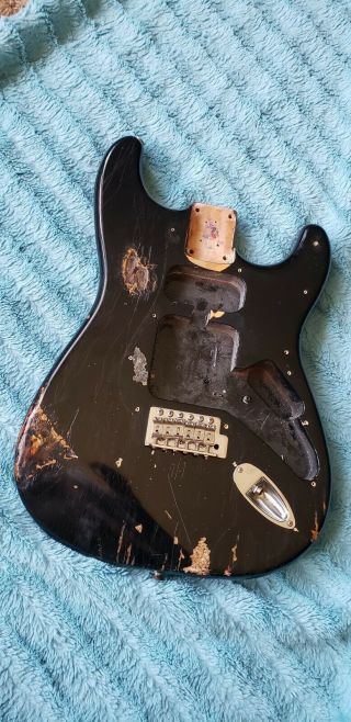 Fender Vintage Road Worn Strat Body Stratocaster Relic Black Loaded With Bridge