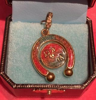 2004 JUICY COUTURE BANNER HORSESHOE SPINNER CHARM EXTREMELY RARE YJRU0003 2