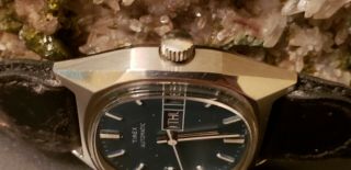 Men ' s Vintage TIMEX Automatic Watch Day/Date Blue dial,  serviced 4