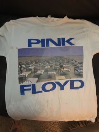 Vintage 80s Pink Floyd Concert T - Shirt