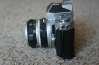 Vtg Nikon Nikkormat FS 35mm Film Camera w/ Nikkor - H Auto 1:2 f= 50mm Lens 4