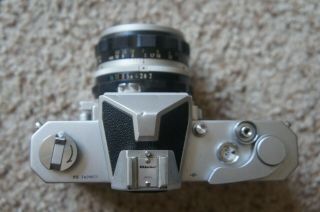 Vtg Nikon Nikkormat FS 35mm Film Camera w/ Nikkor - H Auto 1:2 f= 50mm Lens 5