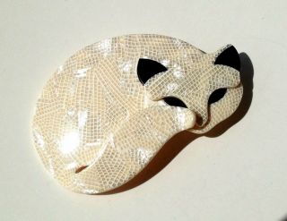 Vintage Signed Lea Stein Paris Pearlized Cream Textured Gomina Cat Brooch /pin