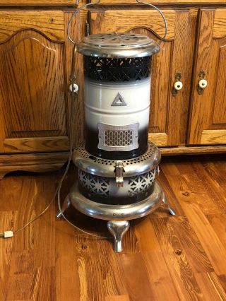 Antique Converted Perfection Smokeless Oil Heater 525m1 1940 