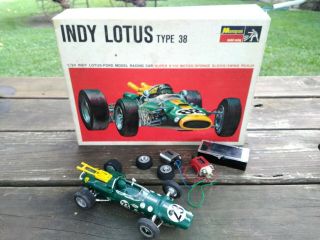 Slot Car Monogram Models Vintage 1/24 Scale Indy Lotus Type 38 /