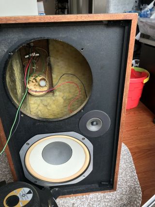 Single Vintage JBL L77 Lancer Speakers Need To Repair 5