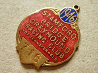 VINTAGE STAMFORD BRIDGE GREYHOUND RACING CLUB MEMBERS BADGE 1946 LONDON 2