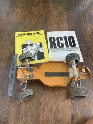 Rc Gold Pan Ae Car Team Associated Rc10 Chassis Buggy Vtg