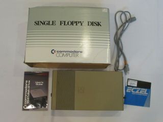 VINTAGE COMMODORE 1541 FLOPPY DISK DRIVE,  WITH BOX 2