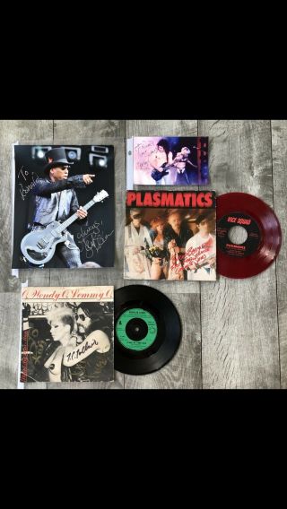 Autographed Wendy O.  Williams Plasmatics Guaranteed To Pass 3rd Party Rare Punk