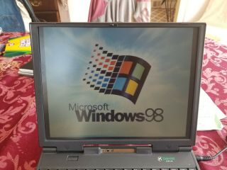 Vintage Gateway Solo 2500 Laptop Win98 Se Pentium Ii Mmx @ 233 Mhz 32 Mb Ram