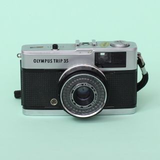 Vintage Olympus Trip 35 35mm Film Camera w/ 40mm f/2.  8 Lens 2