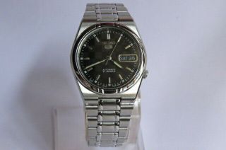 Vintage Made In Japan Seiko 5 Automatic 21 Jewels Watch Light Use No.  7s26 - 01h0