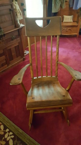 1940 ' s ARTS AND CRAFTS MAPLE ROCKER BY SIKES CHAIR CO.  BUFFALO,  YORK GREAT. 6