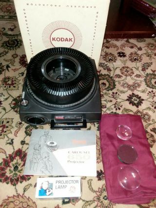Vintage Kodak Carousel 650 Projector,  Lamp,  Booklet,  3 Lenses,  Slide Tray.