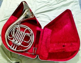 Vtg F.  E.  Olds & Son French Horn Fullerton California W/case And 2 Mouthpieces