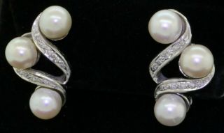 Vintage 1950s Heavy 14k Wg.  20ct Vs - Si Diamond & 7mm Pearl Clip - On Earrings