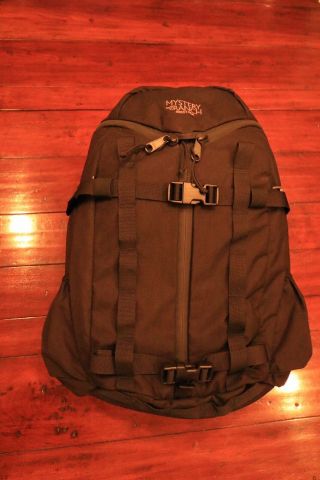 Mystery Ranch Sweet Pea Backpack 3dap 33l Black Rare Discontinued
