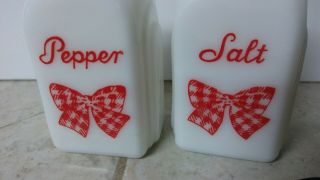 Mckee rare Red Bow Shakers salt and pepper red gingham bows 7