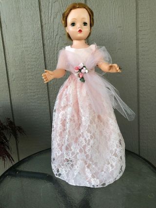 Vintage Madame Alexander Cissy Doll 1950s 4