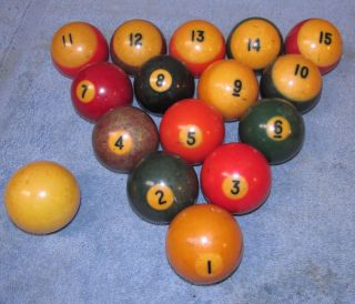 Vintage Billiard Balls Complete Set Unbranded J0931