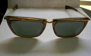 Vintage B&l Bausch & Lomb Ray Ban Usa 5 1/4 Sunglasses Gold Brown