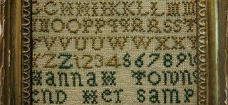 VERY SMALL MID/LATE 18TH CENTURY ALPHABET SAMPLER BY HANNAH TOWNSEND - 1777 9