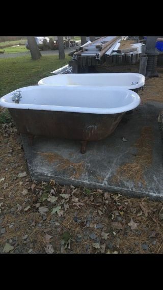 Antique Claw Foot Bath Tub Cast Iron With Clawfoot Design.  (only 1 Left)