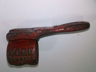 Vintage York Barbell Co. ,  Holdtite Gym Barbell Weight Bar Clamp,  Red