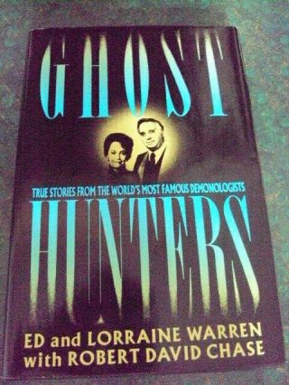 Rare Ed & Lorraine Warren Ghost Hunters First Edition 1989 Signed By E.  W.
