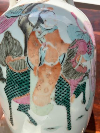 Large Chinese Late Qing Period Famille Rose Porcelain Antique Vase