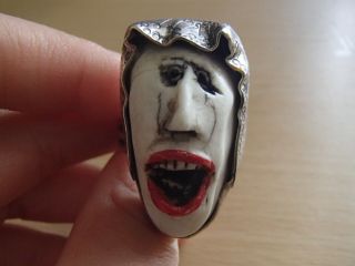 Sz 8.  5 Vintage Artisan Studio Scary Face Marilyn Manson? Mixed Media Jingle Ring
