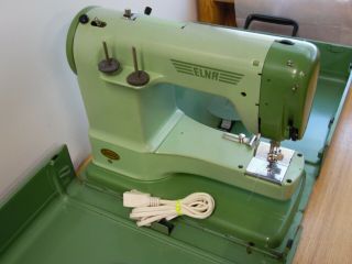 Vintage Elna Green Sewing Machine Metal Case Swiss 722010 2