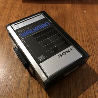 Vintage Sony Walkman Wm - F41 Fm/am Radio Cassette Player W/belt Clip Sounds Great