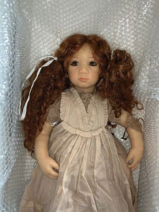 Vinyl Esme Doll From Scotland Annette Himstedt W/box