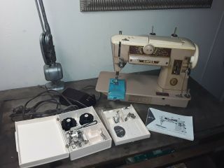 Vintage Singer Slant - O - Matic Model 401a Sewing Machine,  Accessories