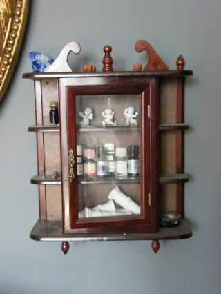 Vintage Victorian Style Small Wall Mounting Display Cabinet