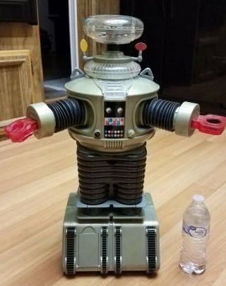 Lost In Space Robot Rare 24 Inch Tall Version