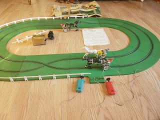 Vintage Paramount 8000 Horse And Sulky Toy Racing Set Horse Racing Slot Car