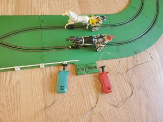 Vintage Paramount 8000 Horse And Sulky Toy Racing Set Horse Racing Slot Car 2