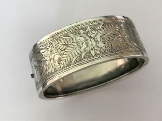 Antique Vintage Silver Engraved Ferns Bangle Bracelet Width 3/4” Small Wrist