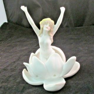Antique Porcelain Vintage Nude Lady Bathing Beauty Flower Frog Lotus Sitzendorf