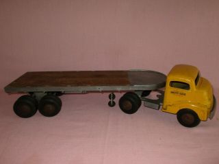 Vintage Early Smith Miller Smitty Yellow Chevrolet Cab Flat Bed Toy Truck 23.  25 "