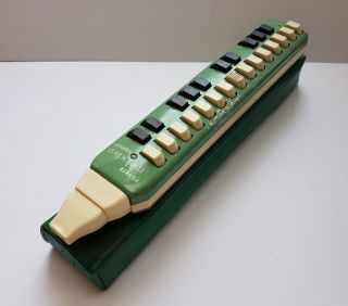 Vintage Hohner Melodica Soprano 25 Keys Green Germany W/original Case